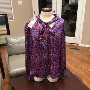 NWT Sage +Fig blue and red satin neck bow blouse size large